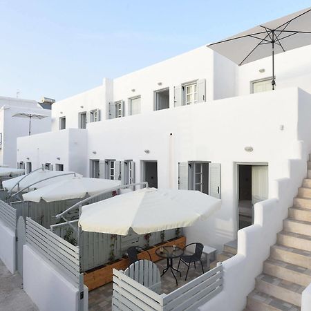Отель Porto Naoussa (Adults Only) Экстерьер фото