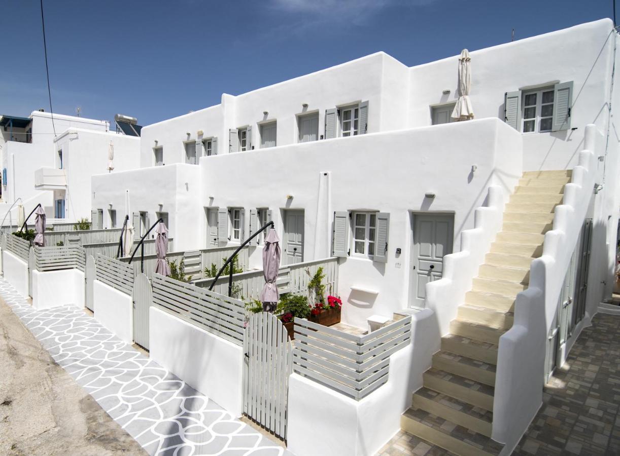 Отель Porto Naoussa (Adults Only) Экстерьер фото