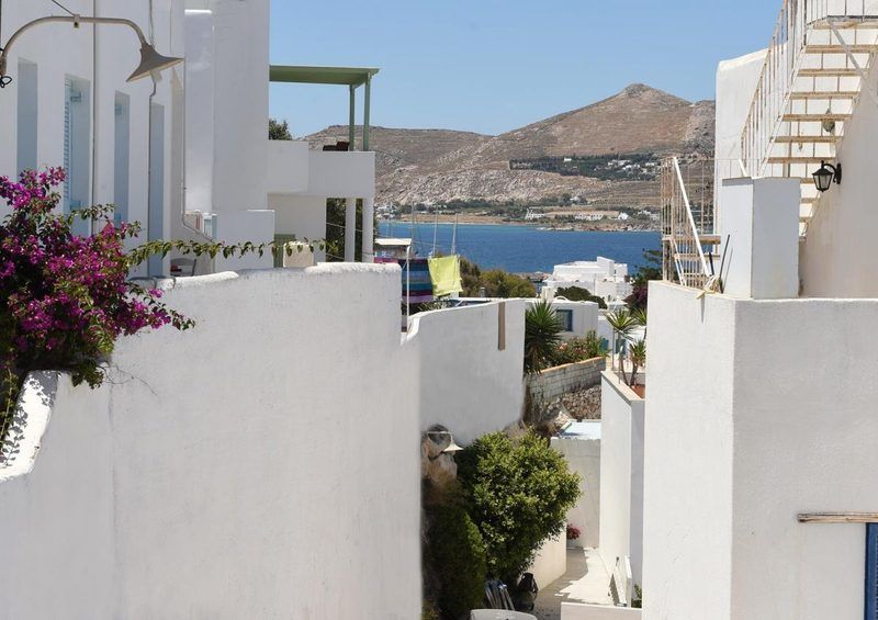 Отель Porto Naoussa (Adults Only) Экстерьер фото